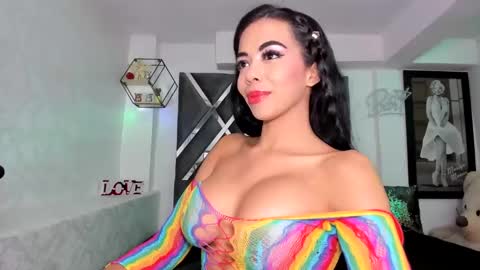 I dream of having many followers online show from December 2024 08:00:02 AM