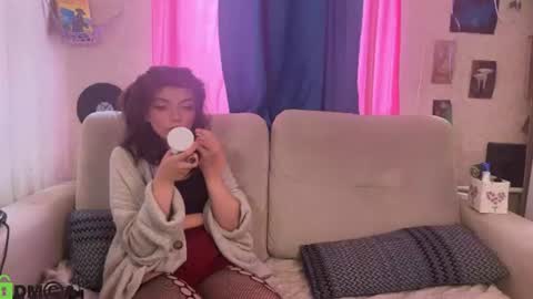 Snapshot of pocket_lovers chatting on June 2026 12:29:02 PM Cute Sofia and Handsome Richy online show from June 2026 12:29:02 PM