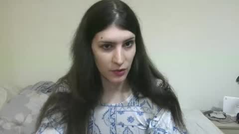 Poison Ivy  online show from May 2026 07:43:01 PM
