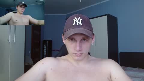 Snapshot of poliglotjoe2 chatting on January 2026 08:52:01 AM Poliglotjoe2 online show from January 2026 08:52:01 AM