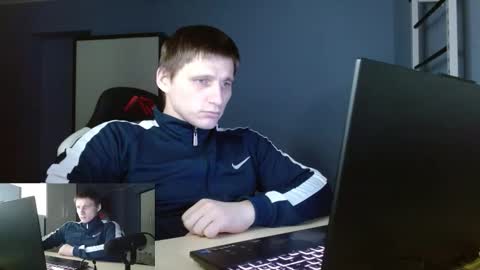 Snapshot of poliglotjoe2 chatting on February 2026 09:33:01 PM Poliglotjoe2 online show from February 2026 09:33:01 PM