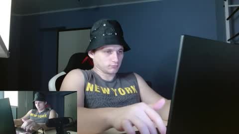 Snapshot of poliglotjoe2 chatting on February 2026 03:46:02 AM Poliglotjoe2 online show from February 2026 03:46:02 AM