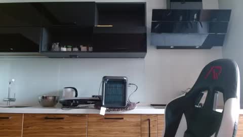 Snapshot of poliglotjoe2 chatting on February 2026 11:54:02 AM Poliglotjoe2 online show from February 2026 11:54:02 AM