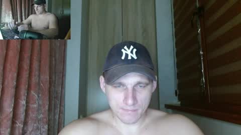 Poliglotjoe2 online show from April 2026 08:23:01 PM