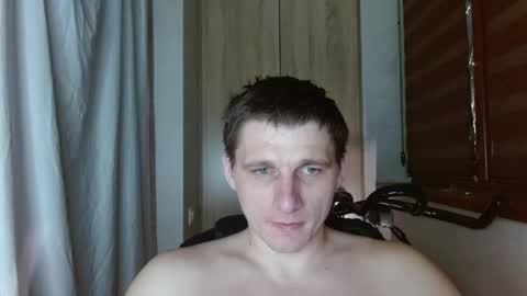 Poliglotjoe2 online show from May 2026 02:30:01 AM