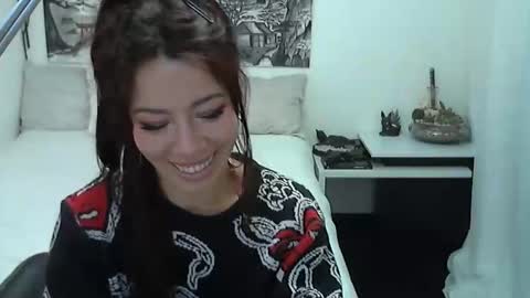 Snapshot of polina_p chatting on April 2026 06:10:01 PM polina_p online show from April 2026 06:10:01 PM