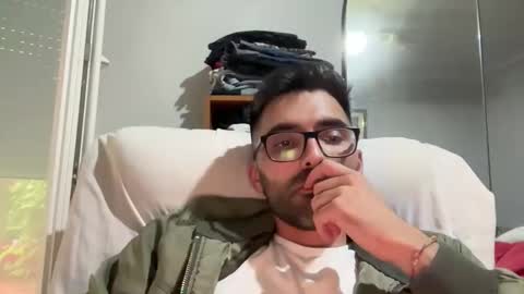 pollabeta online show from October 2025 11:49:02 AM