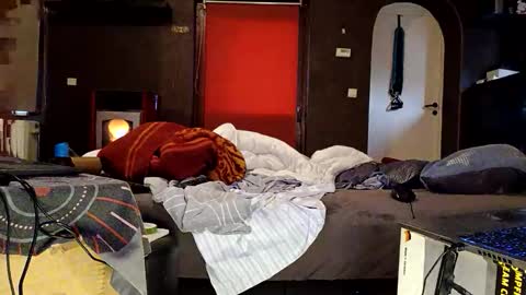 Snapshot of pollexxx66 chatting on March 2026 06:35:02 AM Paul online show from March 2026 06:35:02 AM