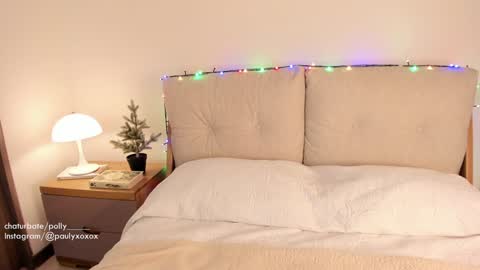 Snapshot of polly_____ chatting on December 2024 12:57:01 AM Polly online show from December 2024 12:57:01 AM