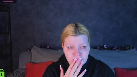 Polly online show from May 2026 01:11:02 AM