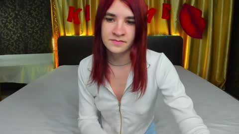 Polly online show from February 2025 01:32:02 PM