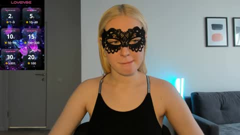 polly_skil online show from May 2026 04:47:02 PM