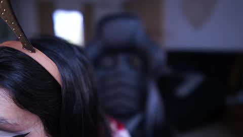  - Help me Reach 100 thumbs up  online show from December 2024 09:18:02 PM