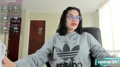 Snapshot of polybarnett chatting on April 2026 04:18:01 PM paulina barnett online show from April 2026 04:18:01 PM