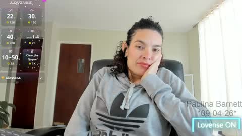 Snapshot of polybarnett chatting on April 2026 03:39:02 PM paulina barnett online show from April 2026 03:39:02 PM