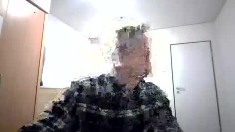 Snapshot of pommesmiteiscreme chatting on January 2025 07:13:02 PM pommesmiteiscreme online show from January 2025 07:13:02 PM