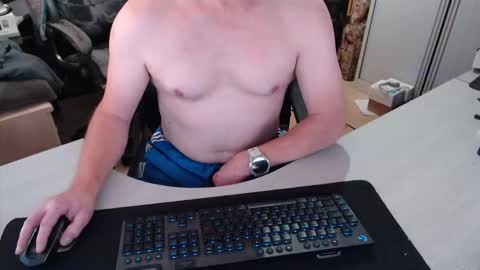 Snapshot of poodledude chatting on December 2025 02:35:02 PM Dave online show from December 2025 02:35:02 PM