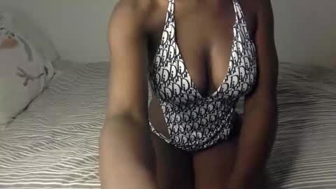 Snapshot of pookietalie23 chatting on March 2026 03:23:01 AM pookie online show from March 2026 03:23:01 AM