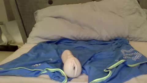 Snapshot of poomplex002 chatting on January 2025 06:28:01 PM TheMan002 online show from January 2025 06:28:01 PM