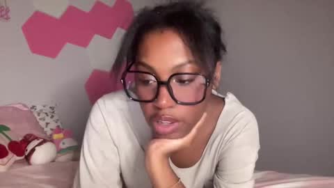 princess online show from November 2025 01:41:01 AM