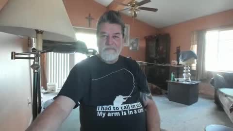 Snapshot of popcorn_peanut chatting on November 2025 05:20:01 PM xoxo online show from November 2025 05:20:01 PM