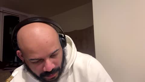 popfizzt online show from December 2025 04:06:01 AM