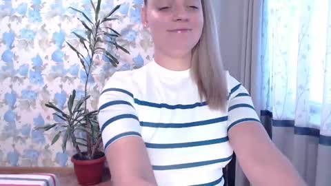 popkornmolli online show from January 2025 11:38:02 AM