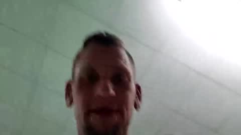 Snapshot of poppabee chatting on February 2025 06:56:02 AM poppabee online show from February 2025 06:56:02 AM