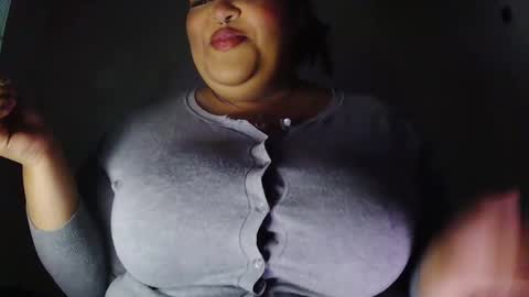 Snapshot of poppyprincess261371 chatting on November 2025 06:02:02 AM poppyprincess261371 online show from November 2025 06:02:02 AM