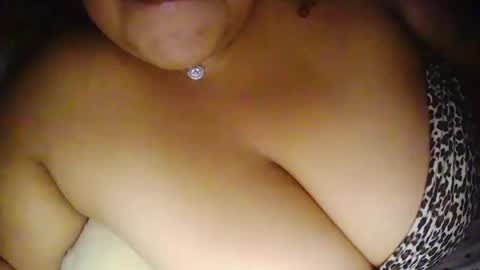 Snapshot of poppyprincess261371 chatting on December 2025 06:52:01 AM poppyprincess261371 online show from December 2025 06:52:01 AM