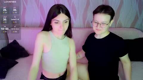 Ana and Tati online show from September 2025 07:15:02 PM