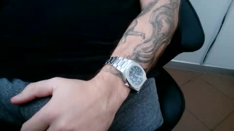 porw23 online show from February 2026 07:56:02 AM