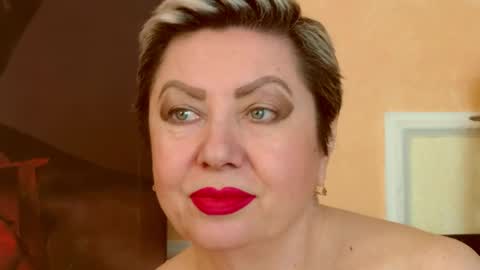 LADY POSH online show from April 2026 08:20:02 PM