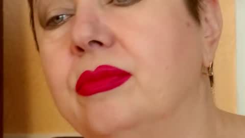 Snapshot of posh_lady chatting on June 2026 09:41:01 PM LADY POSH online show from June 2026 09:41:01 PM