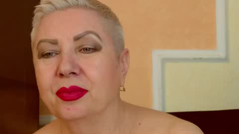 Snapshot of posh_lady chatting on July 2026 09:39:02 PM LADY POSH online show from July 2026 09:39:02 PM