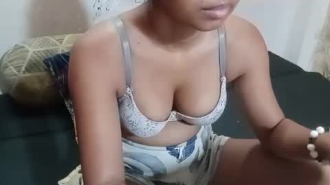 poulomi online show from October 2025 04:43:02 AM