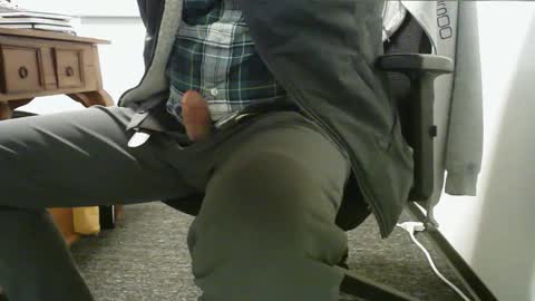 Snapshot of poundtownusa2016 chatting on February 2026 04:10:02 PM ConchilDog online show from February 2026 04:10:02 PM