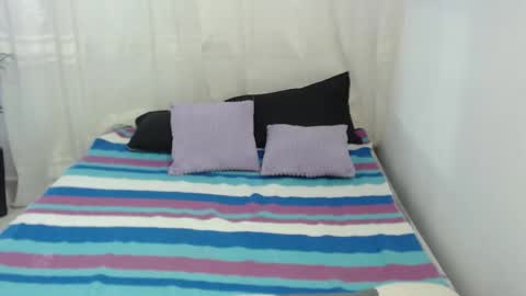 Snapshot of power_love_lemon chatting on October 2025 12:17:01 PM power_love_lemon online show from October 2025 12:17:01 PM