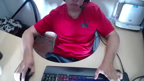 Snapshot of powerfulzeus2 chatting on October 2025 08:18:02 PM powerfulzeus2 online show from October 2025 08:18:02 PM