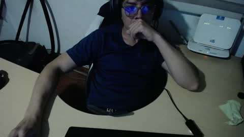 Snapshot of powerfulzeus2 chatting on November 2025 01:16:02 AM powerfulzeus2 online show from November 2025 01:16:02 AM