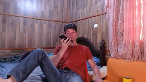 Snapshot of powertwinky chatting on December 2024 07:11:02 PM chris independent online show from December 2024 07:11:02 PM