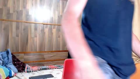 Snapshot of powertwinky chatting on October 2025 05:16:02 AM chris independent online show from October 2025 05:16:02 AM