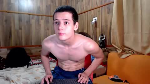 Snapshot of powertwinky chatting on October 2025 04:11:01 AM chris independent online show from October 2025 04:11:01 AM