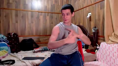 Snapshot of powertwinky chatting on October 2025 01:14:01 AM chris independent online show from October 2025 01:14:01 AM