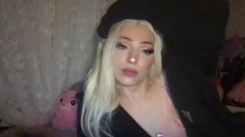 cat valentine online show from April 2026 03:01:01 AM