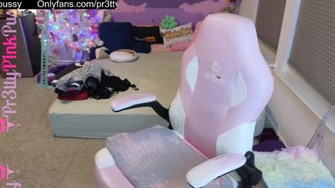 Snapshot of pr3ttyp1nkpussy chatting on January 2025 02:54:02 AM Evangeline Eva Darling online show from January 2025 02:54:02 AM