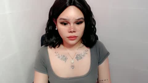 Snapshot of preciousangel69xxx chatting on December 2024 01:11:02 PM MAXXINE online show from December 2024 01:11:02 PM