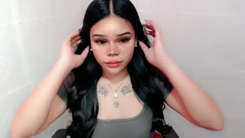 Snapshot of preciousangel69xxx chatting on December 2024 09:11:01 PM MAXXINE online show from December 2024 09:11:01 PM