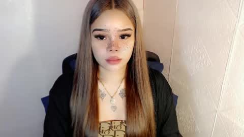 Snapshot of preciousangel69xxx chatting on February 2025 09:54:01 PM MAXXINE online show from February 2025 09:54:01 PM