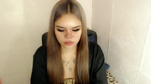 Snapshot of preciousangel69xxx chatting on February 2025 05:10:02 PM MAXXINE online show from February 2025 05:10:02 PM